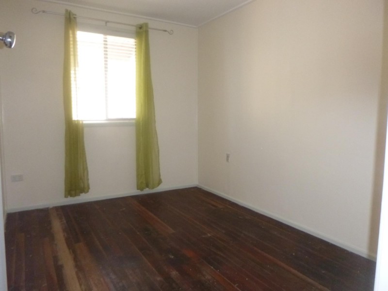 228 Warwick Road, Churchill QLD 4305