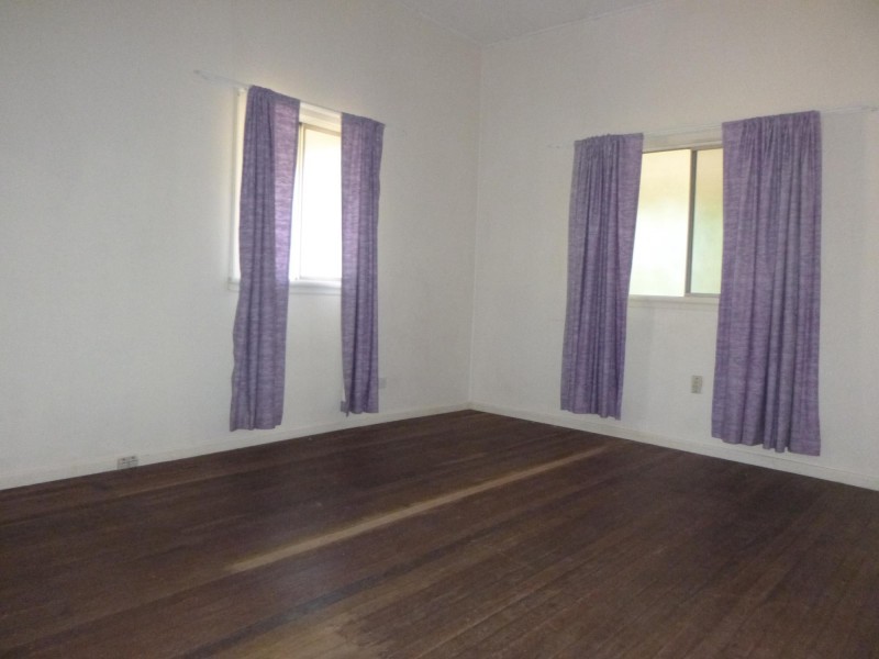 228 Warwick Road, Churchill QLD 4305