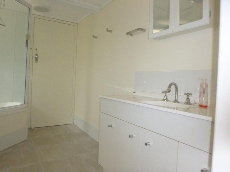 228 Warwick Road, Churchill QLD 4305