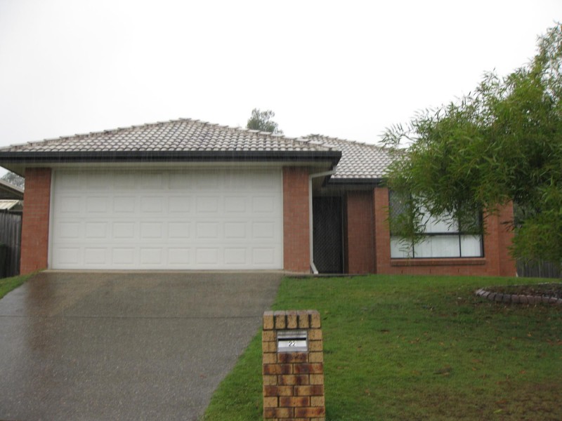 22 Kathleen Place, Yamanto QLD 4305