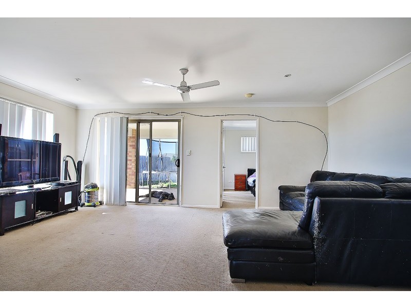 55 Peregrine Drive, Lowood QLD 4311