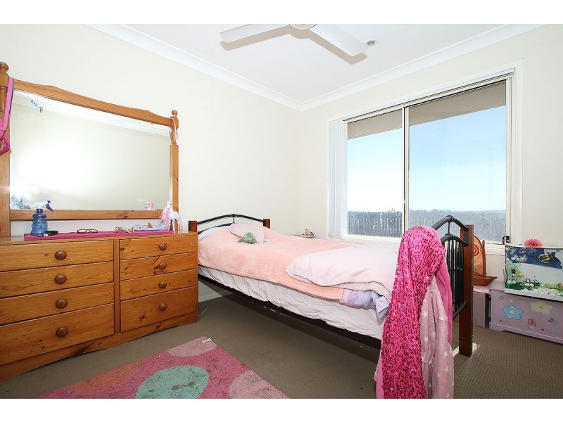 55 Peregrine Drive, Lowood QLD 4311