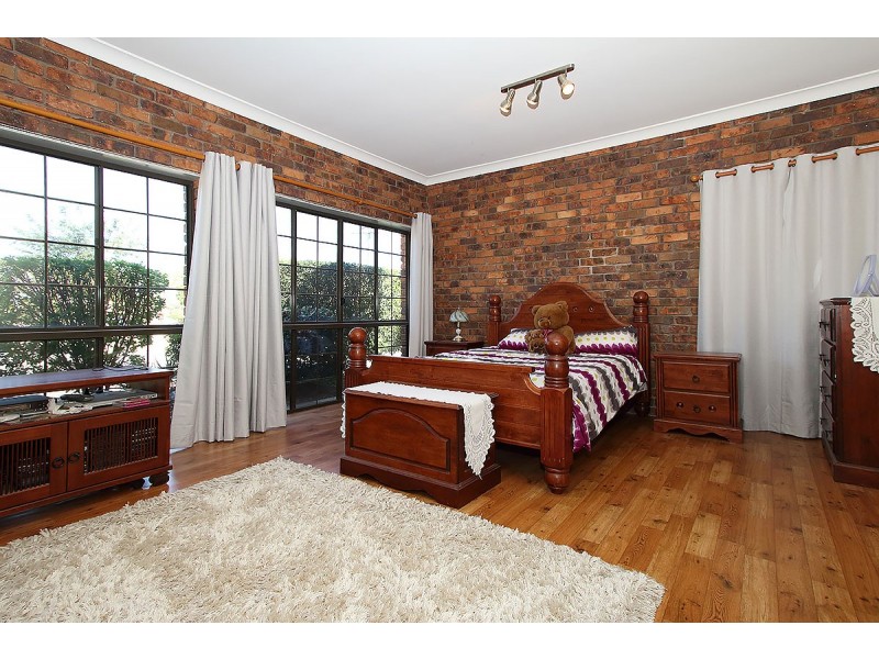 22 Shannon Rd, Lowood QLD 4311