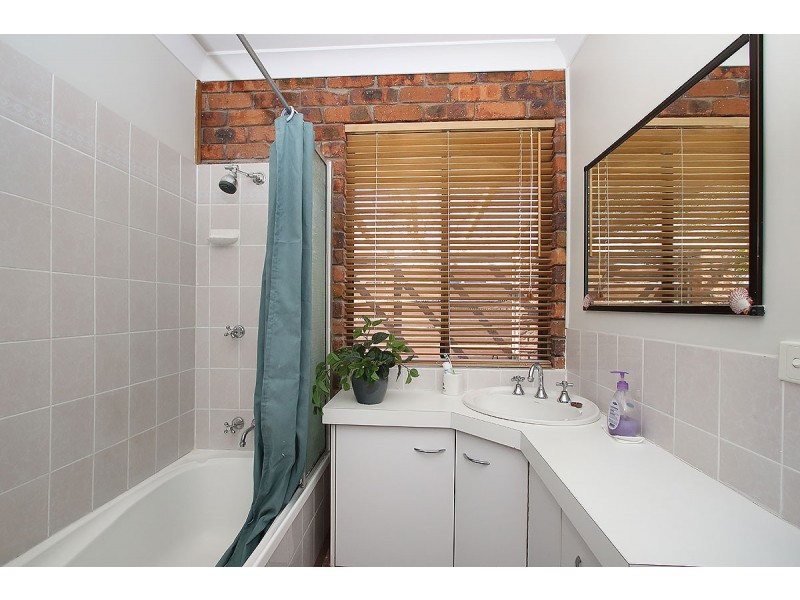 22 Shannon Rd, Lowood QLD 4311