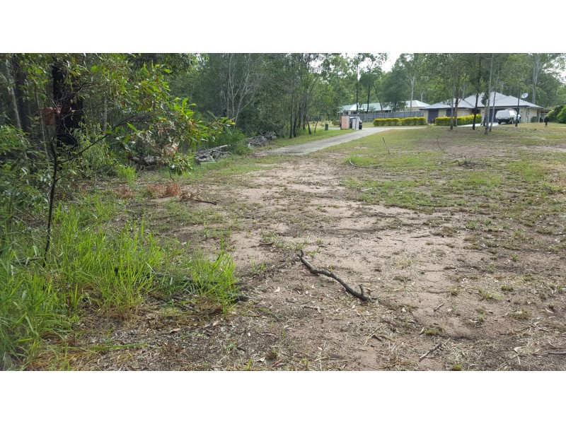 24 PINOT PLACE, Pine Mountain QLD 4306