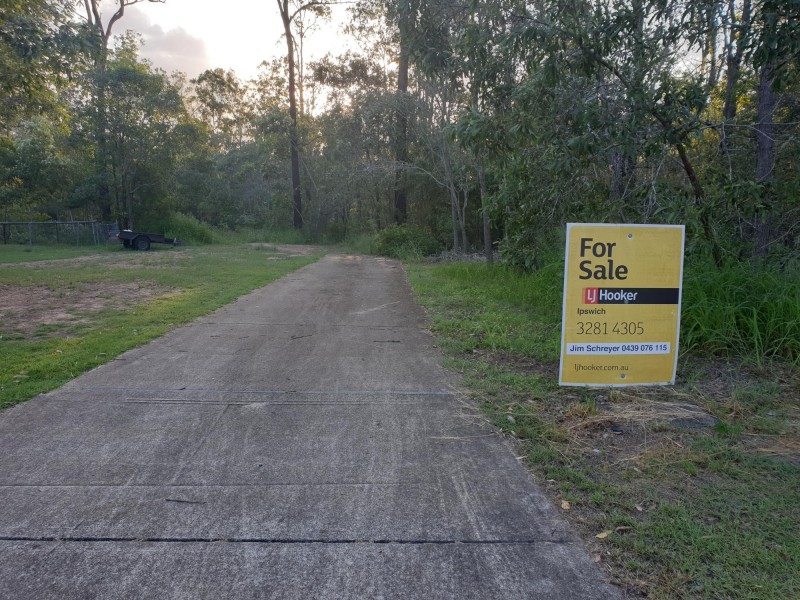 24 PINOT PLACE, Pine Mountain QLD 4306