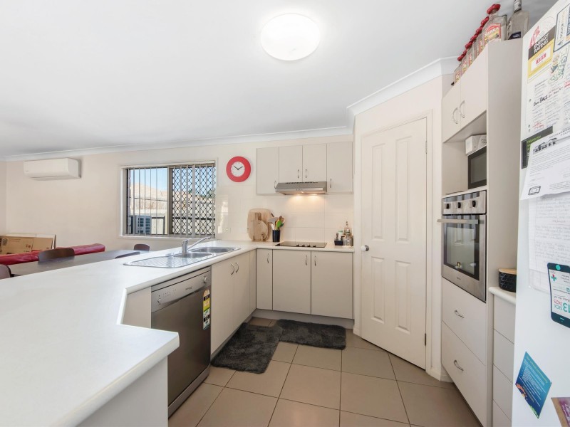 58 Tindle St, Redbank Plains QLD 4301