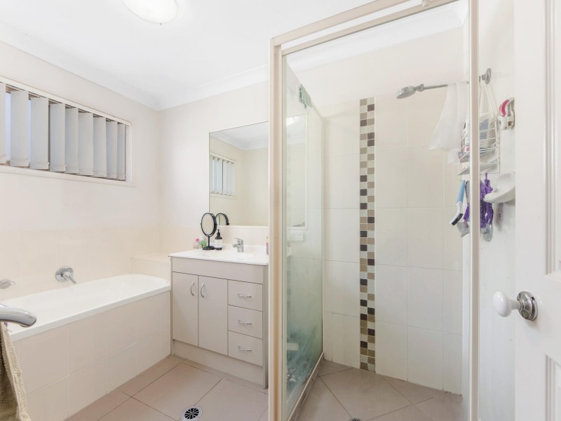 58 Tindle St, Redbank Plains QLD 4301