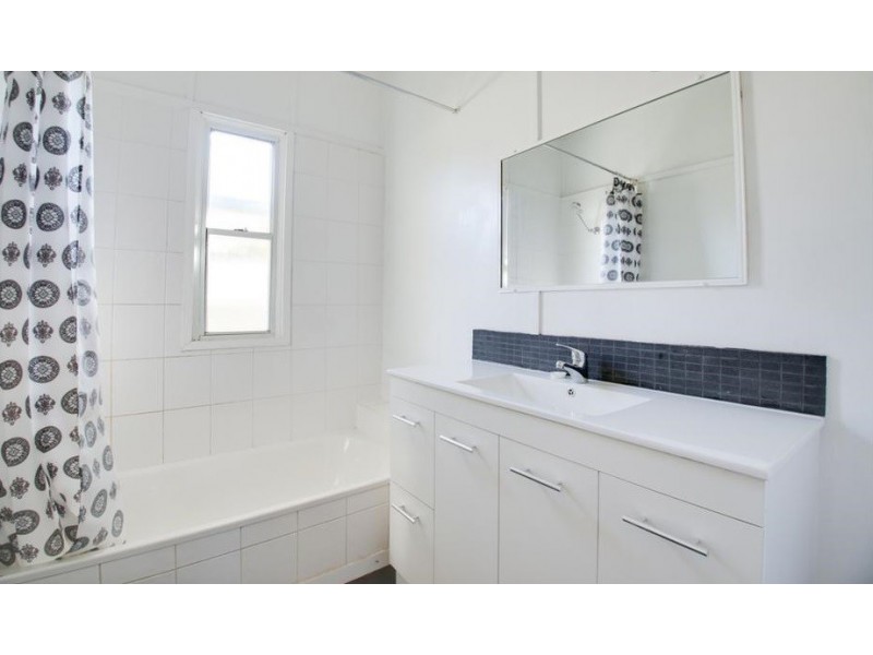 39 Coleman Street, Leichhardt QLD 4305