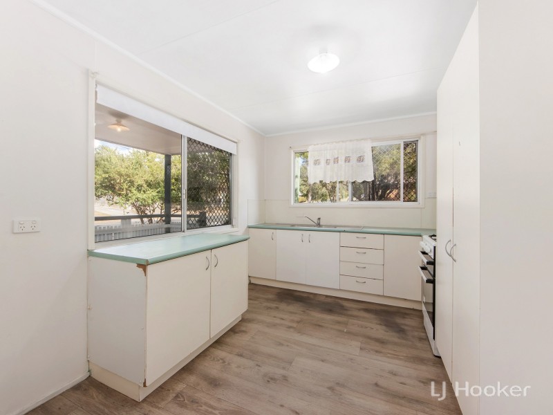 27 Bannerman Street, Riverview QLD 4303