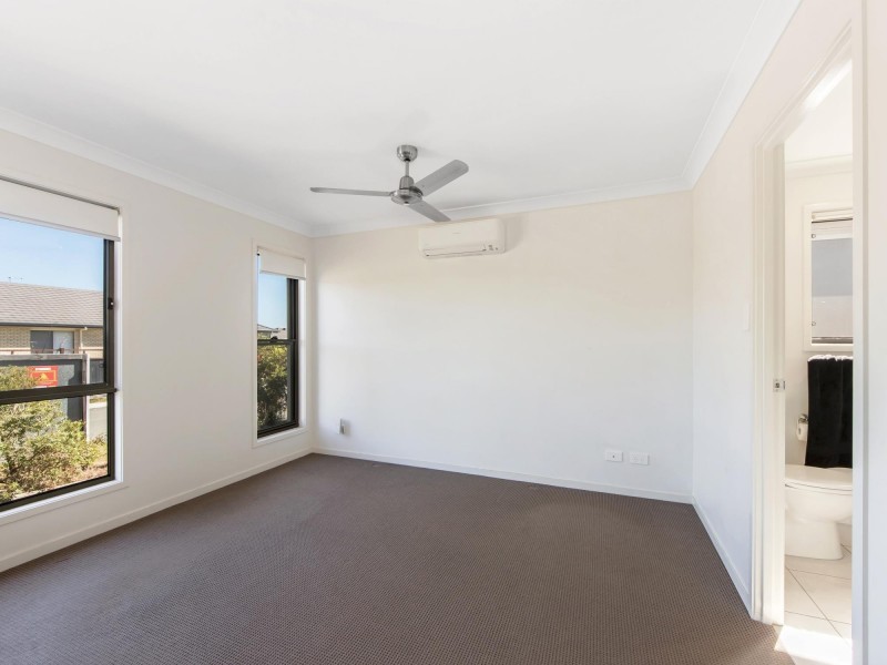 41 Freedom Crescent, South Ripley QLD 4306