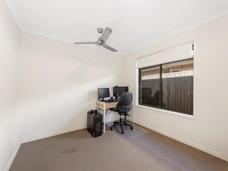 41 Freedom Crescent, South Ripley QLD 4306