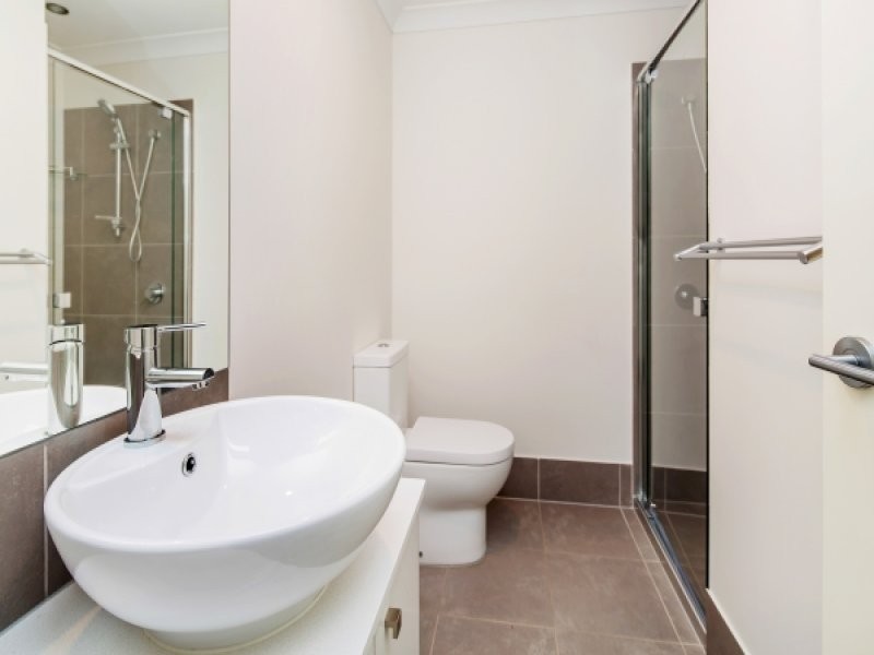 18 Eucalyptus Crescent, Ripley QLD 4306