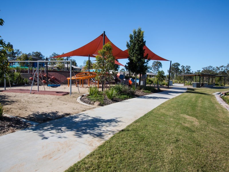 18 Eucalyptus Crescent, Ripley QLD 4306