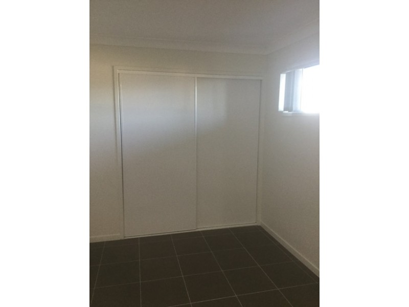 2/42 Br Ted Magee Drive, Collingwood Park QLD 4301