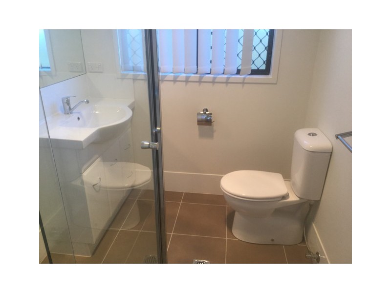 2/42 Br Ted Magee Drive, Collingwood Park QLD 4301