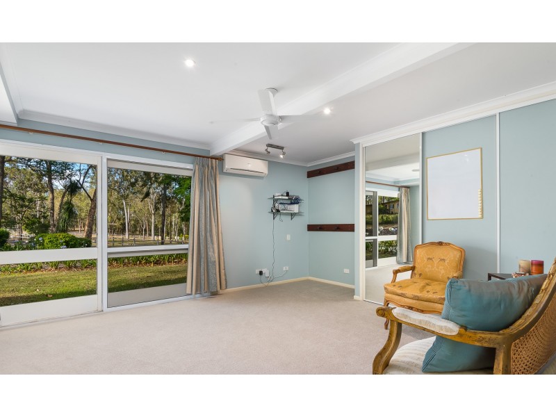 33 Lather Road, Bellbowrie QLD 4070