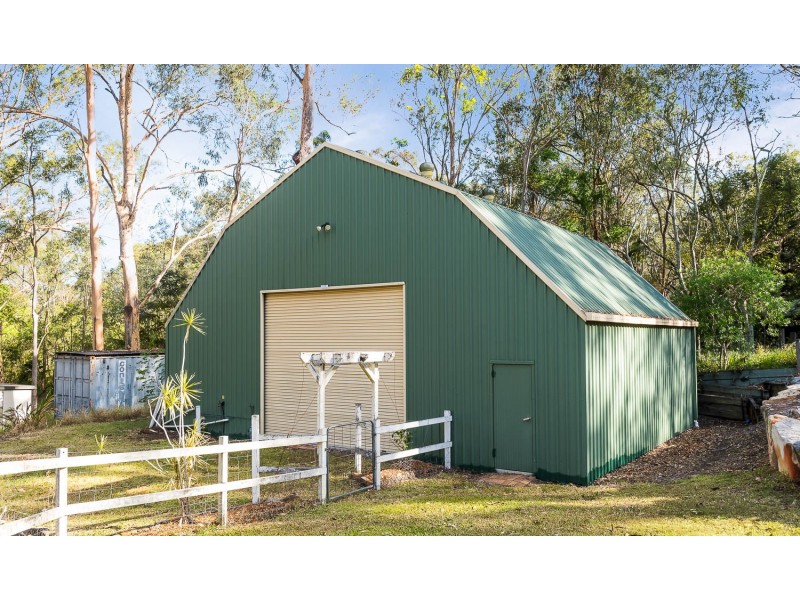 33 Lather Road, Bellbowrie QLD 4070