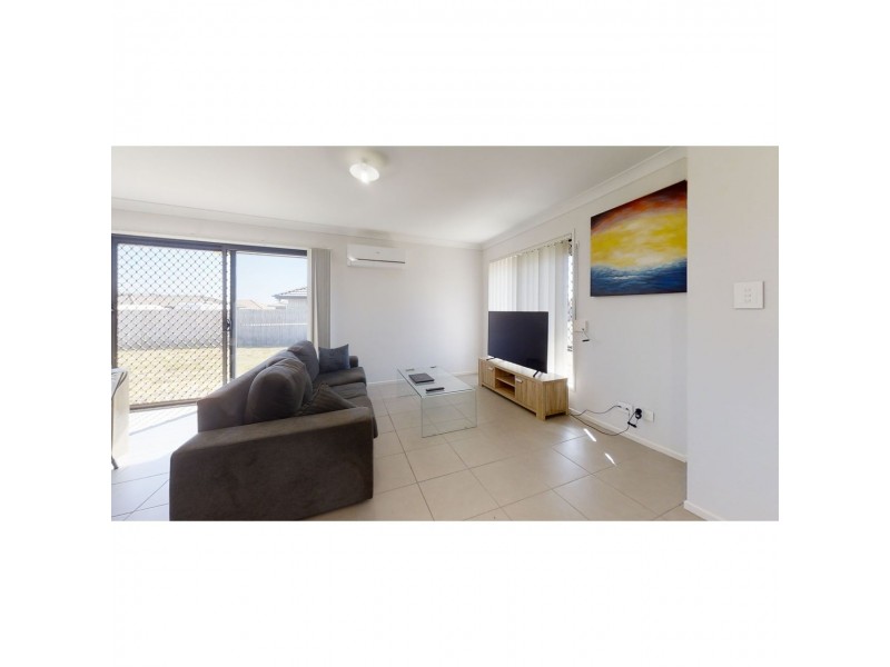 8 Lewis Court, Lowood QLD 4311