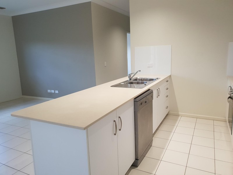 4 JOYCE STREET, East Ipswich QLD 4305