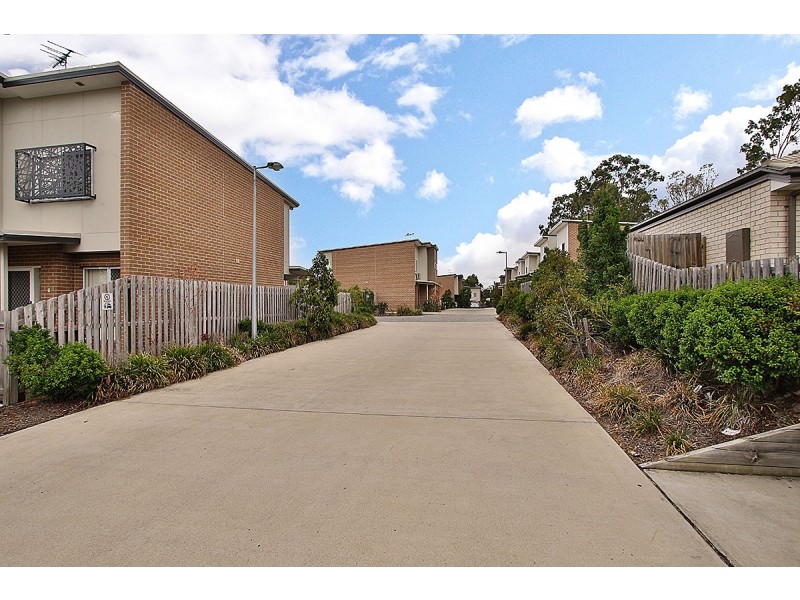 3/39 River Road, Bundamba QLD 4304