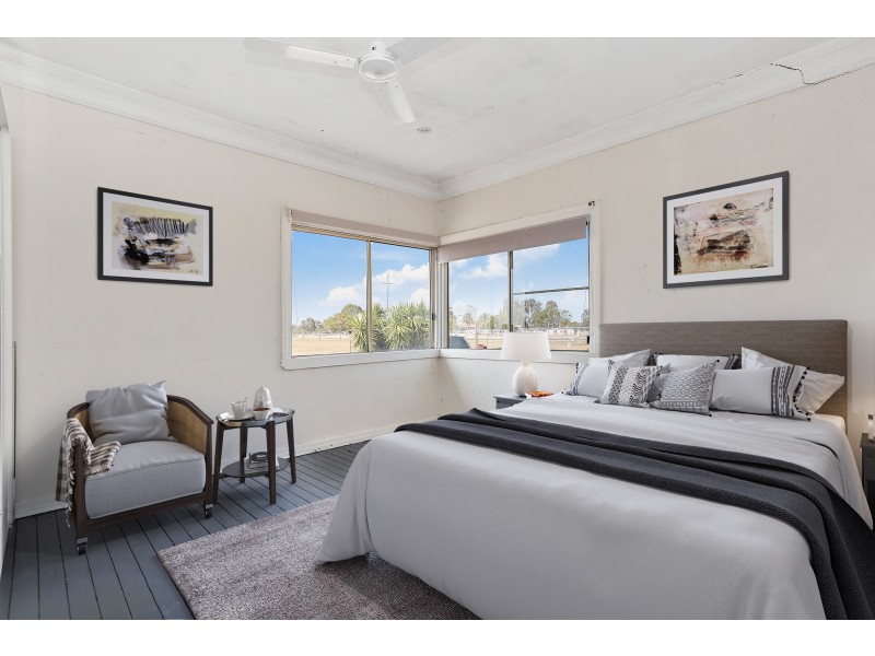 97 Irwin Rd, Mount Tarampa QLD 4311