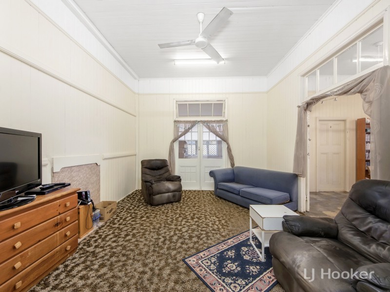 34 Roderick Street, Ipswich QLD 4305