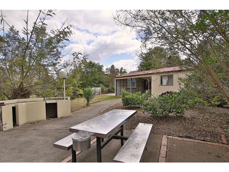 113 Riverside Avenue, Barellan Point QLD 4306