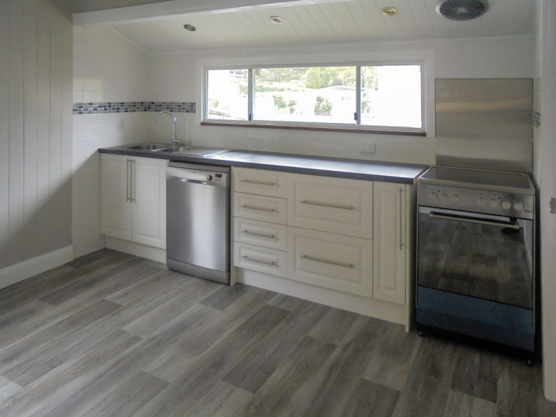 50 Thorn Street, Ipswich QLD 4305