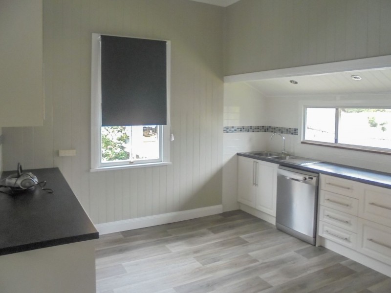 50 Thorn Street, Ipswich QLD 4305