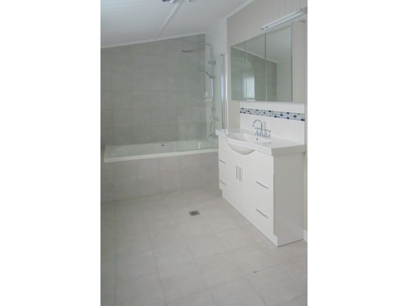 50 Thorn Street, Ipswich QLD 4305