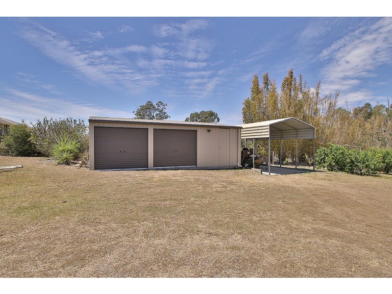 24 Pat Slattery Place, Lowood QLD 4311