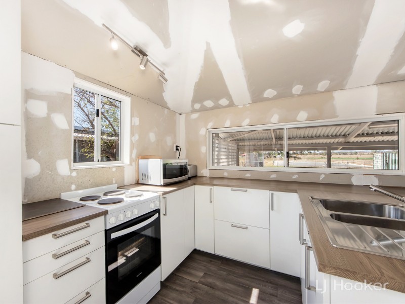 380 Rosewood Laidley Rd, Lanefield QLD 4340