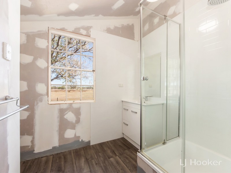 380 Rosewood Laidley Rd, Lanefield QLD 4340
