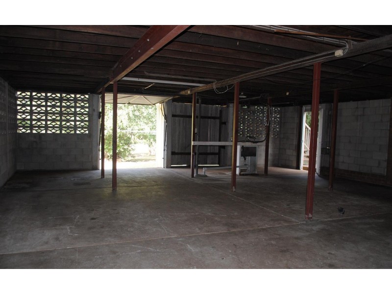 16 Montauban Street, Newtown QLD 4305