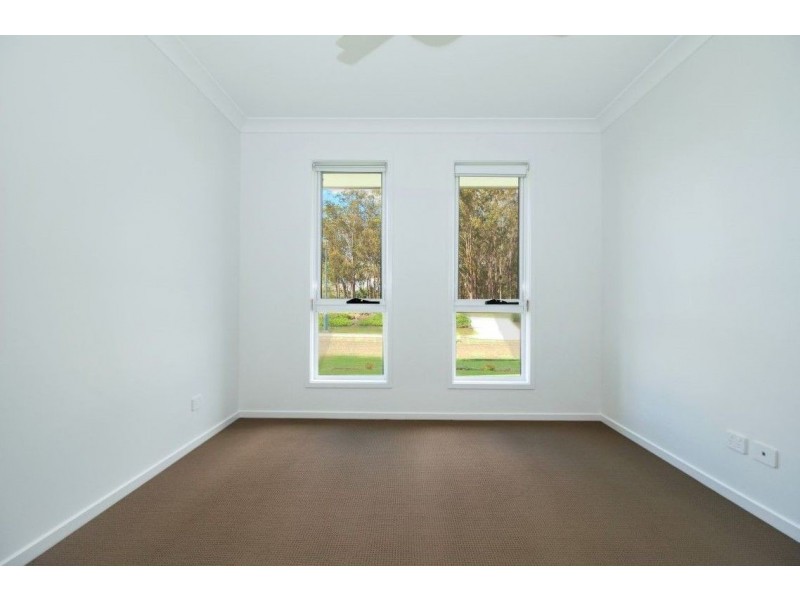 3 John Street, Walloon QLD 4306