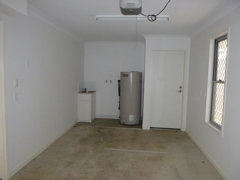 62/51 River Road, Bundamba QLD 4304