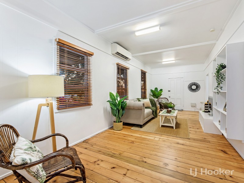 11 William Street, Bundamba QLD 4304