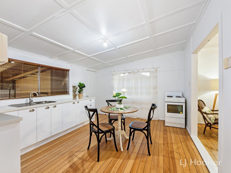 11 William Street, Bundamba QLD 4304