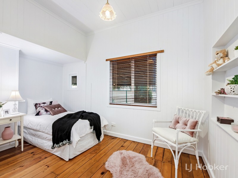 11 William Street, Bundamba QLD 4304