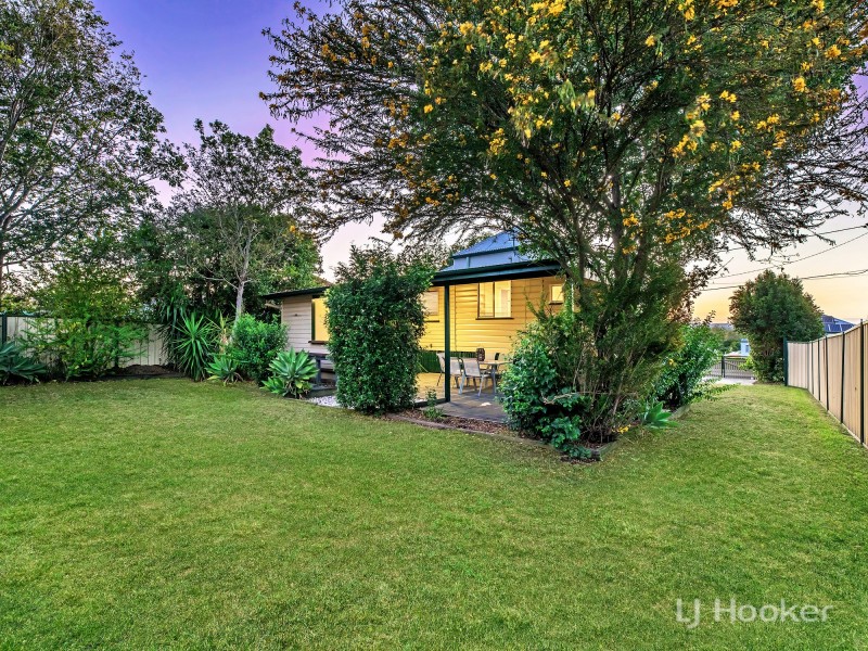 11 William Street, Bundamba QLD 4304