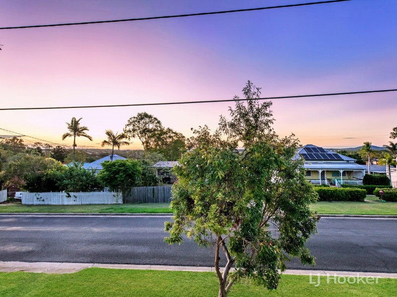 11 William Street, Bundamba QLD 4304