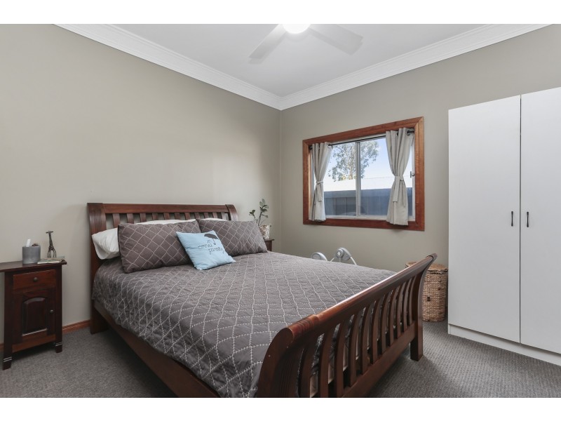 8 MACAULAY STREET, Fernvale QLD 4306