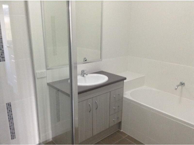 1/46 Pendragon Street, Raceview QLD 4305