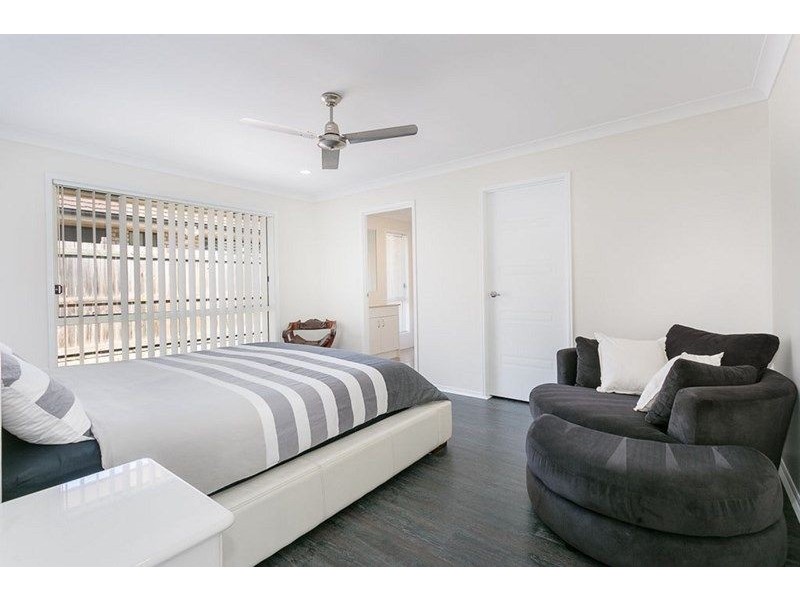 73 Dornoch Crescent, Raceview QLD 4305