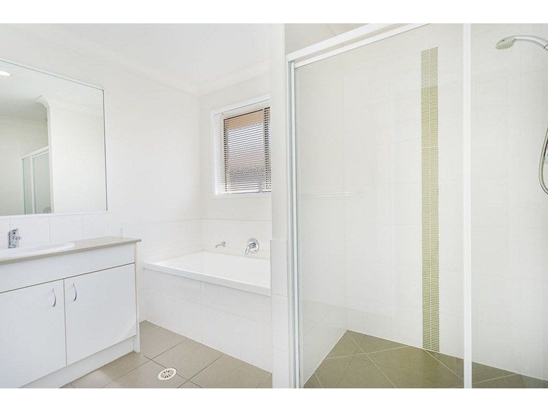 73 Dornoch Crescent, Raceview QLD 4305