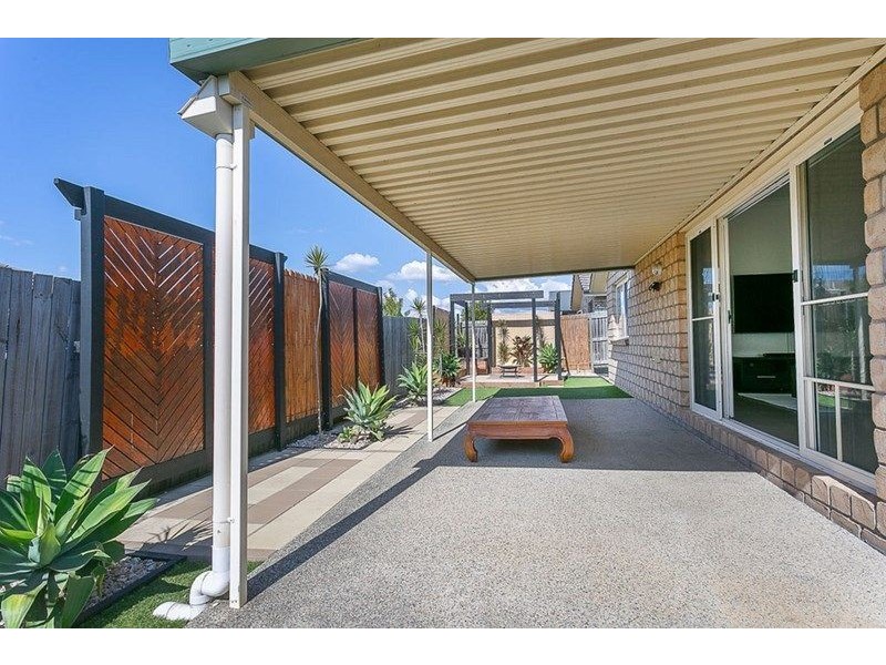 73 Dornoch Crescent, Raceview QLD 4305