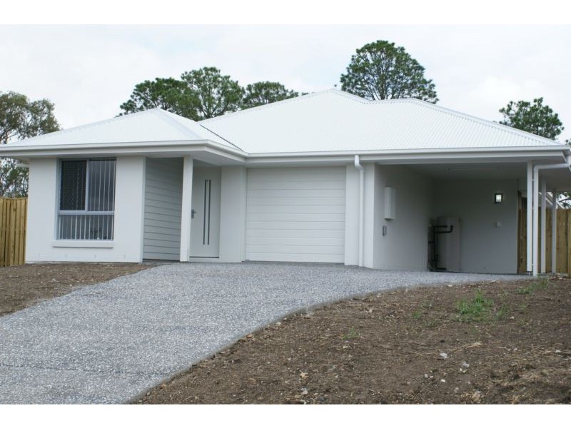 2/10 Pendragon Street, Raceview QLD 4305