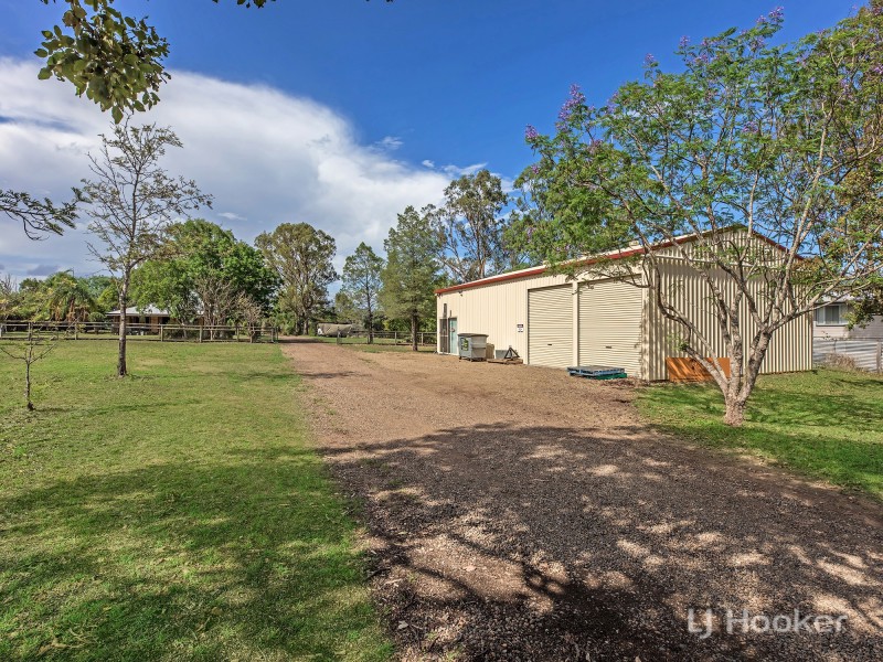 97 Theuerkaufs Rd, Fairney View QLD 4306