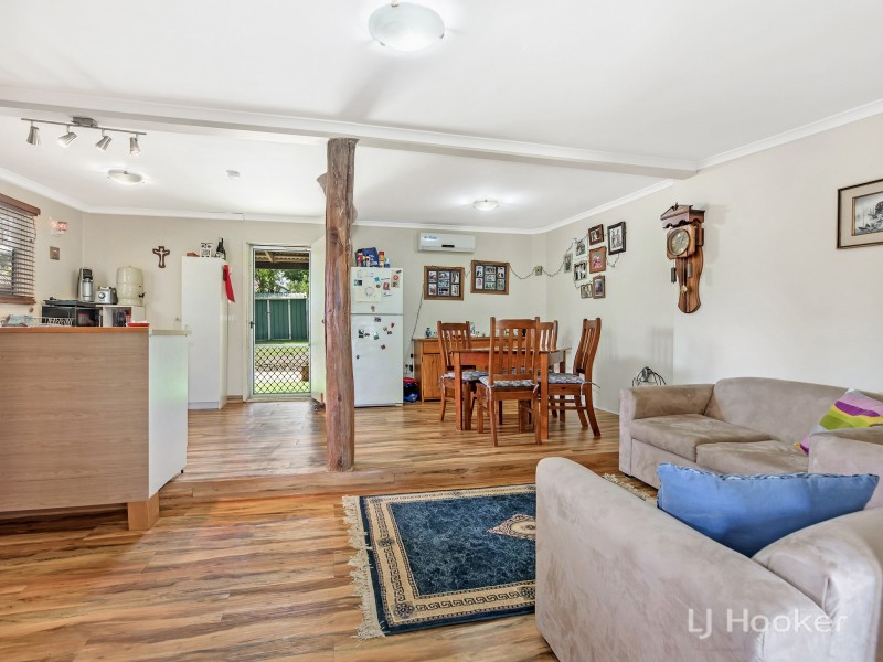 97 Theuerkaufs Rd, Fairney View QLD 4306